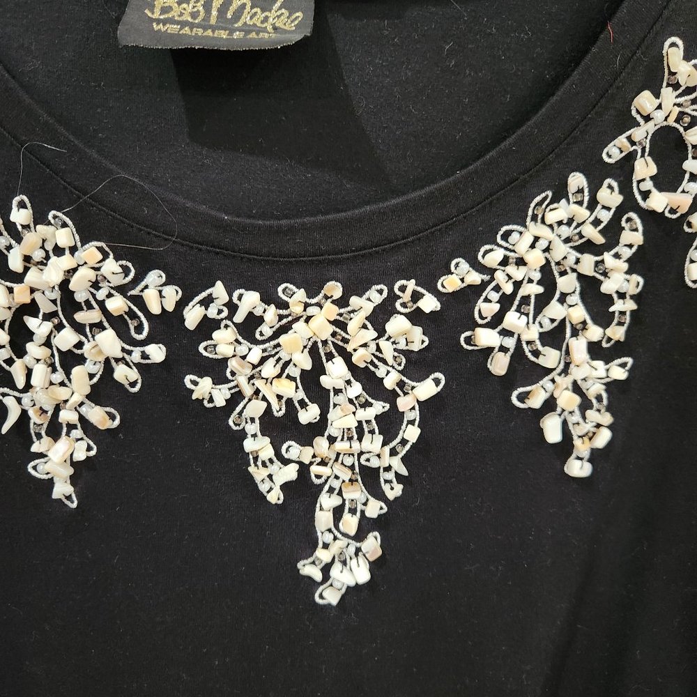 SALE! Bob Mackie Top. Price reduced. - Picture 2 of 4